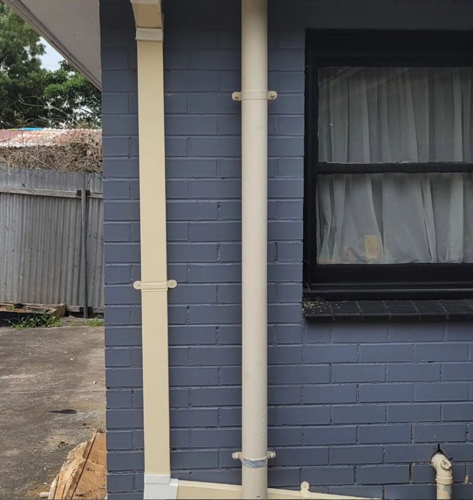 Guttering and spouting and all small jobs around your house in Ballarat. Woodwork, metalwork, fencing, landscaping, gardening we do it all. Call us Payne Carpentry and Excavation.